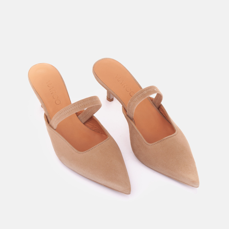 Emilian's flip-flops